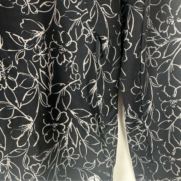 Hang Ten Women's Swim Shirt Size Small Black UV Protection UPF 50+ Floral - Picture 4 of 7